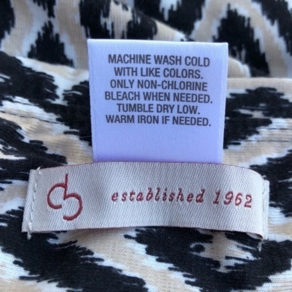 Dressbarn NWT Spring Cool Print White Black Tan Circle Skater Skirt
